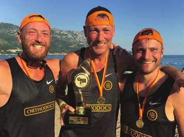 Spiel, Satz und Sieg: Dr. Labs (Mitte) ist amtierender „Weltmeister“ im Beachvolleyball der Medigames – „Olympische Spiele“ für Ärzte. Fotos: Peter Claußen Spiel, Satz und Sieg: Dr. Labs (Mitte) ist amtierender „Weltmeister“ im Beachvolleyball der Medigames – „Olympische Spiele“ für Ärzte. Fotos: Peter Claußen