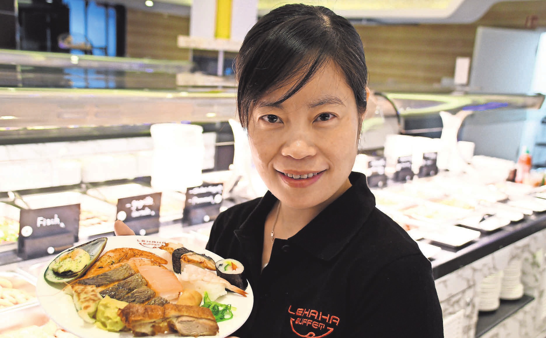 Chinas Küche für Einsteiger und Kenner bietet die einfallsreiche Gastronomin Xiaohui Hu in Hannover-Wülfel. Chinas Küche für Einsteiger und Kenner bietet die einfallsreiche Gastronomin Xiaohui Hu in Hannover-Wülfel.