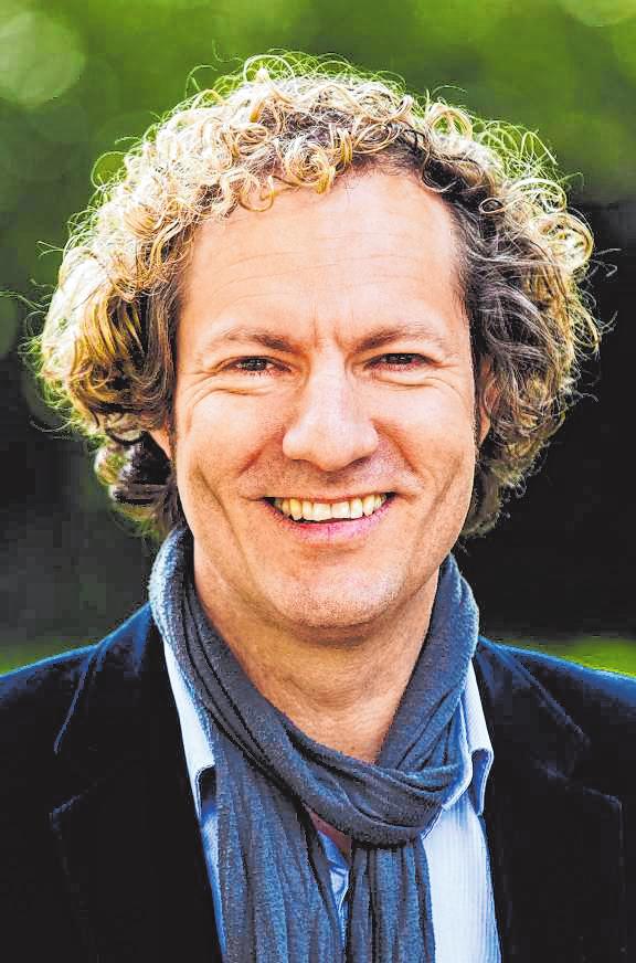 Dr. Alexander Schubert Dr. Alexander Schubert