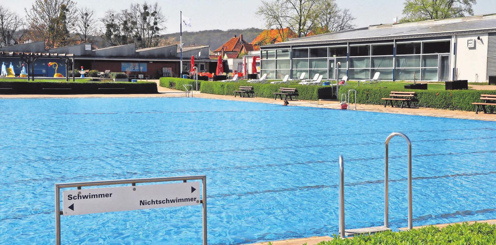 Das Freibad ist nach wie vor ein attraktiver Anziehungspunkt – nicht nur für die Gehrdener. Das Freibad ist nach wie vor ein attraktiver Anziehungspunkt – nicht nur für die Gehrdener.