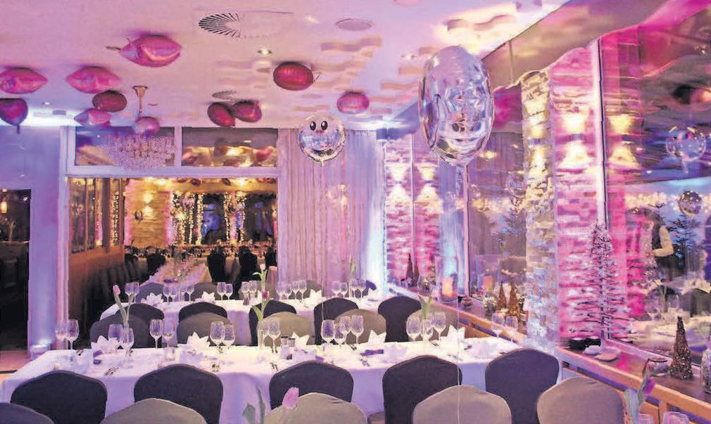 Zu Silvester kann man im Restaurant Springhorstsee ausgiebig feiern. Zu Silvester kann man im Restaurant Springhorstsee ausgiebig feiern.