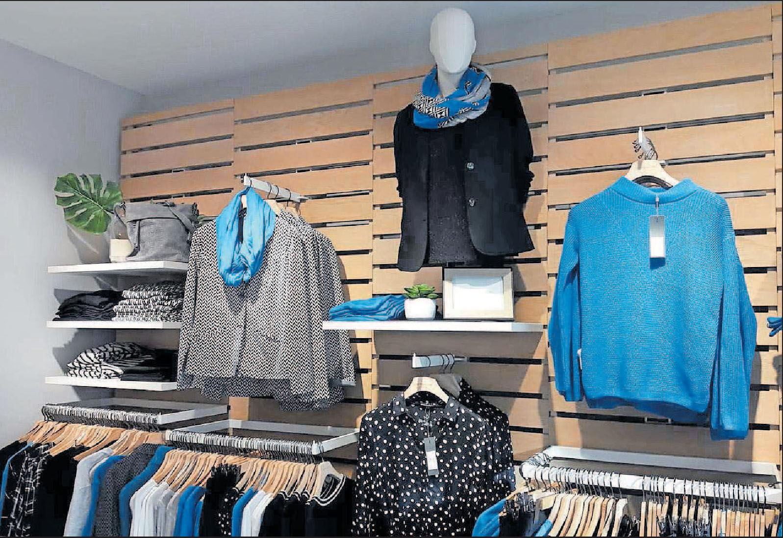 Shoppingbummel in der Dürkheimer Innenstadt: Was da wohl drin ist? Shoppingbummel in der Dürkheimer Innenstadt: Was da wohl drin ist?