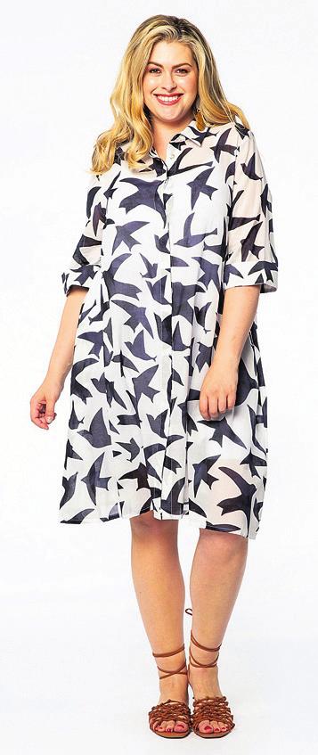 Die perfekte Wahl für warme Tage: Blusenkleid von Yoek, erhältlich bei Lady chic Foto: Yoek