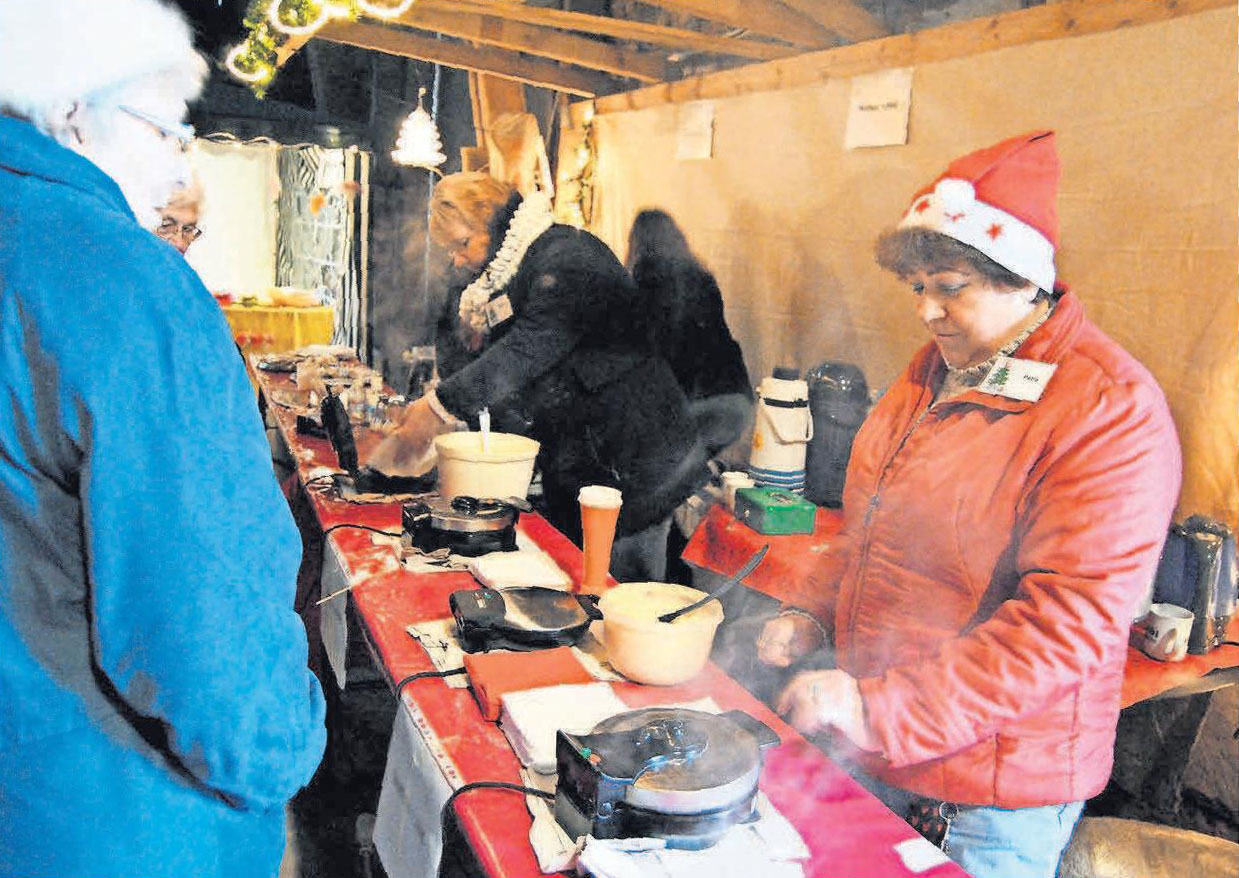 Am Sonnabend, 7. Dezember, organisiert die Interessengemeinschaft Gleidinger Vereine wieder einen Weihnachtsmarkt auf dem Hof der Gärtnerei Prelle. Am Sonnabend, 7. Dezember, organisiert die Interessengemeinschaft Gleidinger Vereine wieder einen Weihnachtsmarkt auf dem Hof der Gärtnerei Prelle.