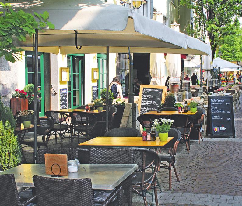 In Brühl verfügen viele Restaurants über attraktive Außenplätze. Bild: Stadt Brühl