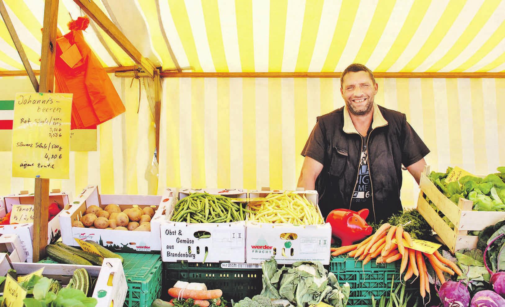 Wer bei Obst und Gemüse auf saisonale und regionale Produkte achtet, vermeidet lange Transportwege und unterstützt heimische Landwirte. Foto: djd/Geld und Haushalt Wer bei Obst und Gemüse auf saisonale und regionale Produkte achtet, vermeidet lange Transportwege und unterstützt heimische Landwirte. Foto: djd/Geld und Haushalt