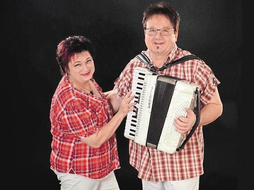 Am Montag lässt das Duo Gitti & Frank das Fest musikalisch ausklingen. Am Montag lässt das Duo Gitti & Frank das Fest musikalisch ausklingen.