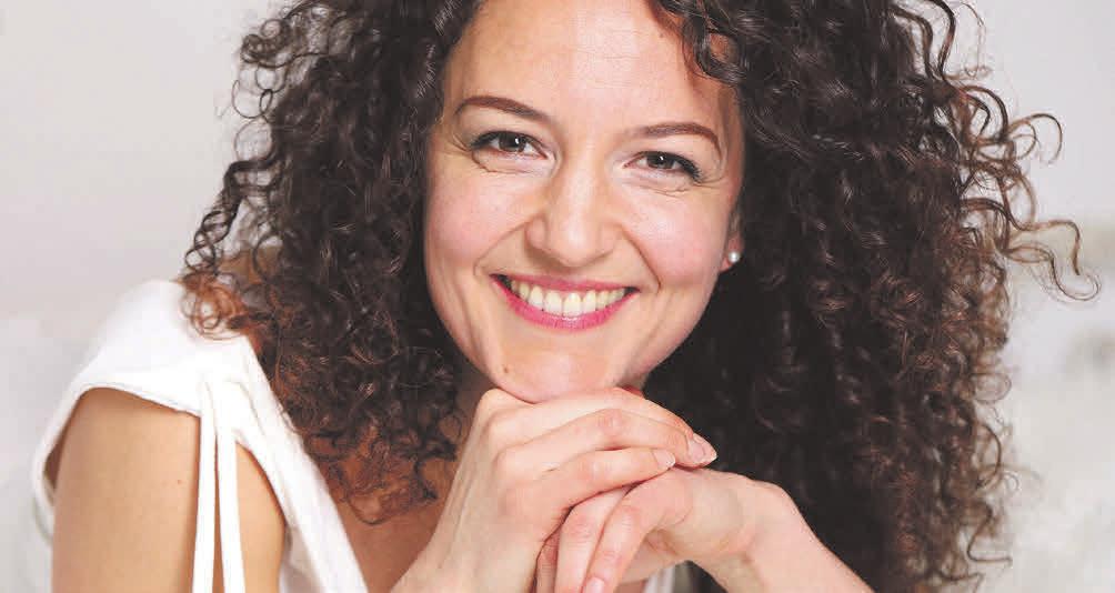 Laila Lamoh wird die Besucher der City-Galerie mit weihnachtlicher Musik verzaubern. Foto: Archiv Laila Lamoh wird die Besucher der City-Galerie mit weihnachtlicher Musik verzaubern. Foto: Archiv