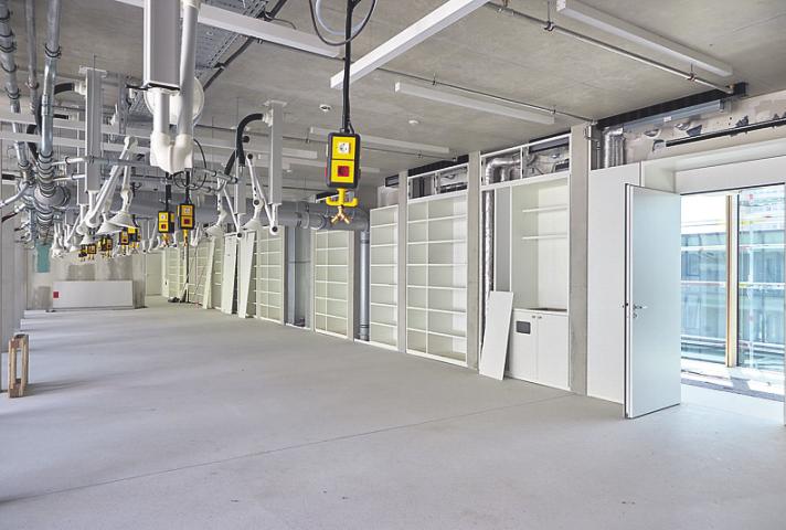 Der Innenausbau schreitet kontinuierlich voran. Bild: Rheinisches Bildarchiv Köln/Michael Albers Der Innenausbau schreitet kontinuierlich voran. Bild: Rheinisches Bildarchiv Köln/Michael Albers