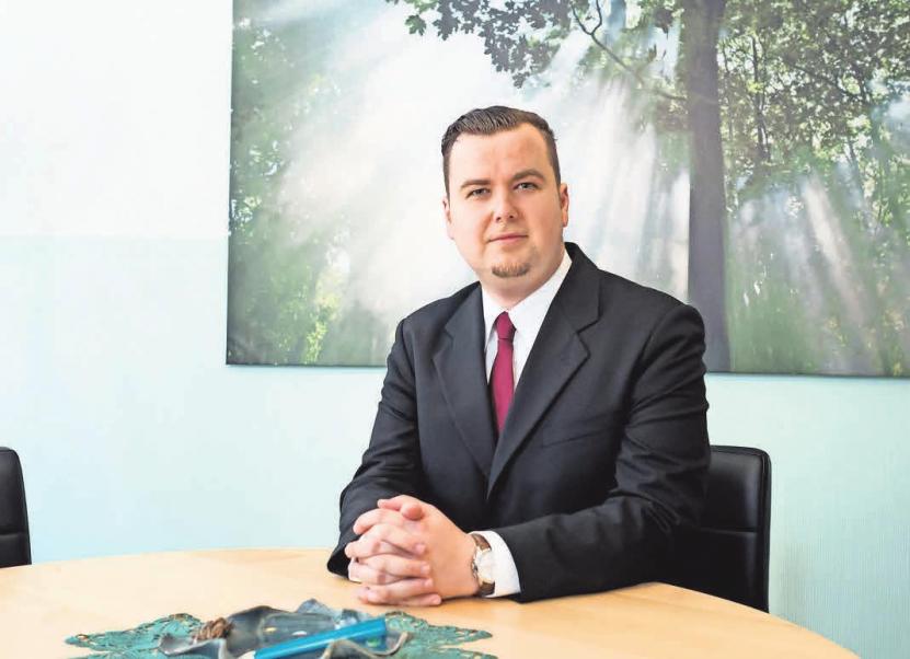Torben Harms und seine Mitarbeiter helfen im Rahmen einer umfassenden und kostenlosen Beratung gern, eine ganz persönliche Vorsorge zu finden. Foto: Hendrik Roggemann Torben Harms und seine Mitarbeiter helfen im Rahmen einer umfassenden und kostenlosen Beratung gern, eine ganz persönliche Vorsorge zu finden. Foto: Hendrik Roggemann