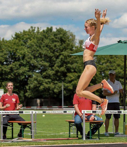 Mit Zuschauern und im Livestream: das 11. Jump & Fly. Bilder: LGSZ