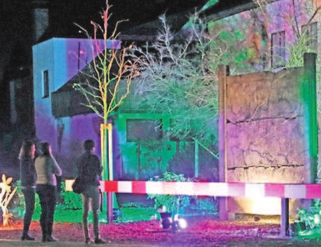 Im Freibereich werden Originalteile der ehemaligen innerdeutschen Grenze in Szene gesetzt. Fotos: P. Tischer Im Freibereich werden Originalteile der ehemaligen innerdeutschen Grenze in Szene gesetzt. Fotos: P. Tischer