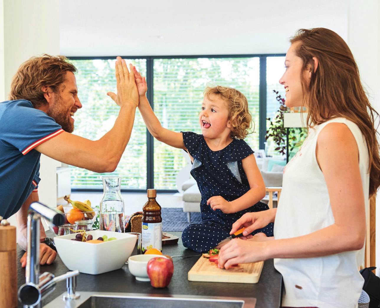 Intervallfasten ist nicht nur nachhaltig, es lässt sich obendrein leicht in den Alltag integrieren. Auf Fastenphasen von mindestens 16 Stunden darf ganz nach Appetit gegessen werden – natürlich möglichst gesund und reich an Vitaminen und Spurenelementen. Foto: LaVita/txn Intervallfasten ist nicht nur nachhaltig, es lässt sich obendrein leicht in den Alltag integrieren. Auf Fastenphasen von mindestens 16 Stunden darf ganz nach Appetit gegessen werden – natürlich möglichst gesund und reich an Vitaminen und Spurenelementen. Foto: LaVita/txn