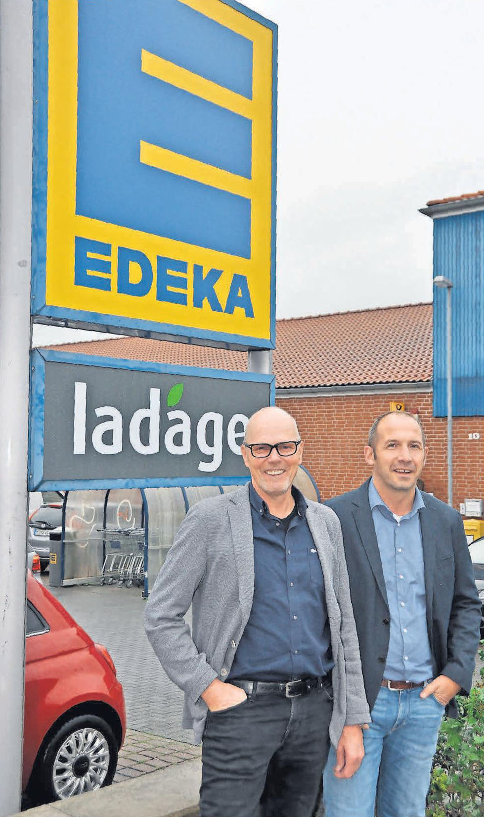 Stefan Ladage und Steffen Döring investieren viel in den Umbau des Marktes an der Straße Über den Beeken. Stefan Ladage und Steffen Döring investieren viel in den Umbau des Marktes an der Straße Über den Beeken.