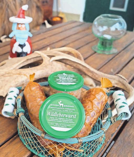 Zu haben: Leberwurst, Salami Wildgulasch und mehr. Zu haben: Leberwurst, Salami Wildgulasch und mehr.