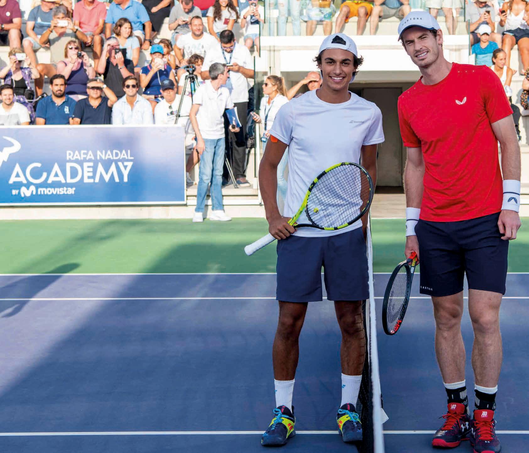 Challenger in der Rafael Nadal Academy: Andy Murray feierte seinen ersten Einzelsieg nach der Hüftoperation im Februar. Imram Sibille hatte beim 0:6, 1:6 keine Chance. Foto: Nadal Academy.