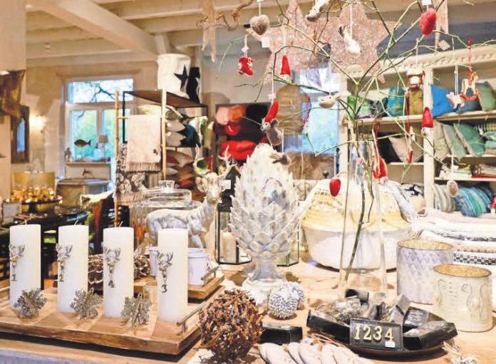 Weihnachtsdüfte, Windlichter und alles für die Festtafel – bei Home & Garden können Besucher viele Geschenkideen entdecken. Weihnachtsdüfte, Windlichter und alles für die Festtafel – bei Home & Garden können Besucher viele Geschenkideen entdecken.