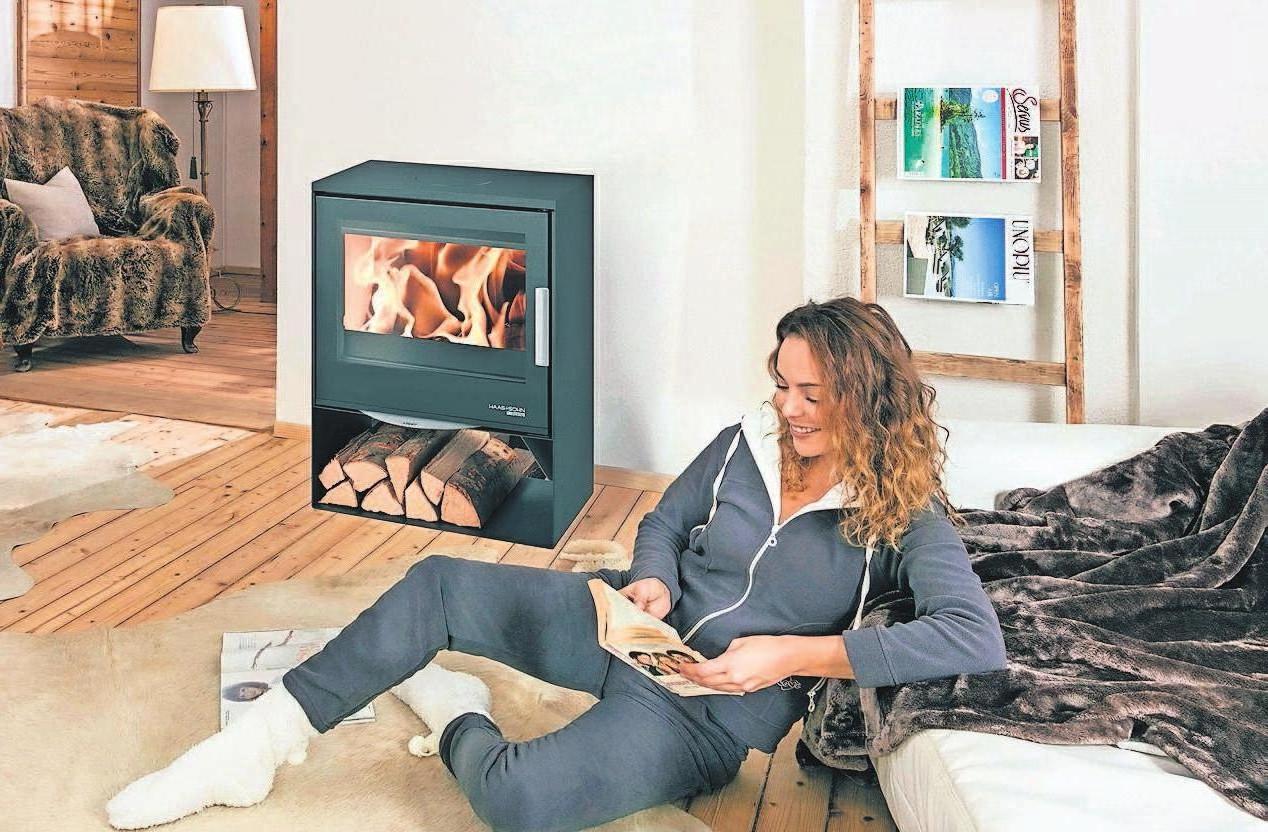 Experten helfen bei der Anschaffung einer modernen Feuerstätte. Das spart nicht nur bares Geld beim Heizen, sondern spendet auch wohlige Wärme. Foto: Union/Haas und Sohn/akz-d Experten helfen bei der Anschaffung einer modernen Feuerstätte. Das spart nicht nur bares Geld beim Heizen, sondern spendet auch wohlige Wärme. Foto: Union/Haas und Sohn/akz-d