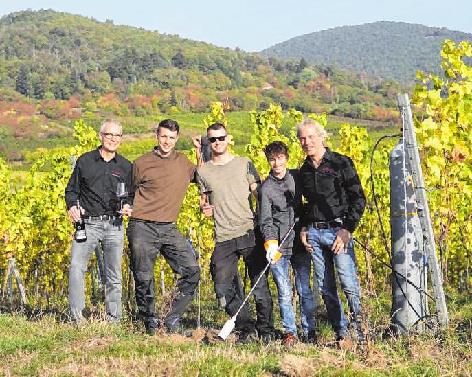 Über Generationen hinweg: Das Weingut August Ziegler produziert individuelle Weine höchster Qualität. Bild: Weingut August Ziegler Über Generationen hinweg: Das Weingut August Ziegler produziert individuelle Weine höchster Qualität. Bild: Weingut August Ziegler