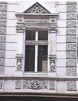 Fensterpartie vor der Sanierung Fensterpartie vor der Sanierung