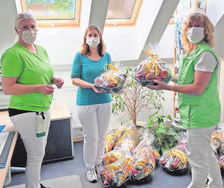 Tolle Geste: Jede Mitarbeiterin hat von Monika Jansen einen Picknickkorb geschenkt bekommen. Foto: privat Tolle Geste: Jede Mitarbeiterin hat von Monika Jansen einen Picknickkorb geschenkt bekommen. Foto: privat