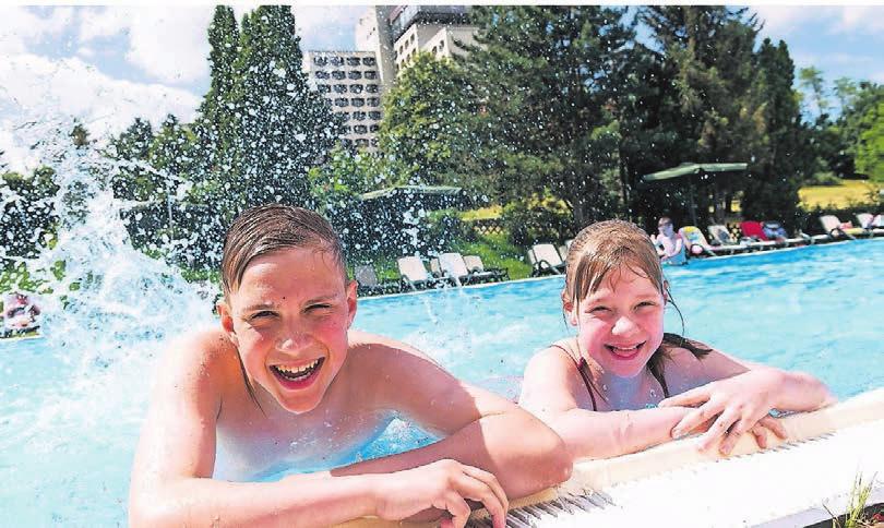 Spaß im Pool: Das Hotel bietet viel Abwechslung. Spaß im Pool: Das Hotel bietet viel Abwechslung.