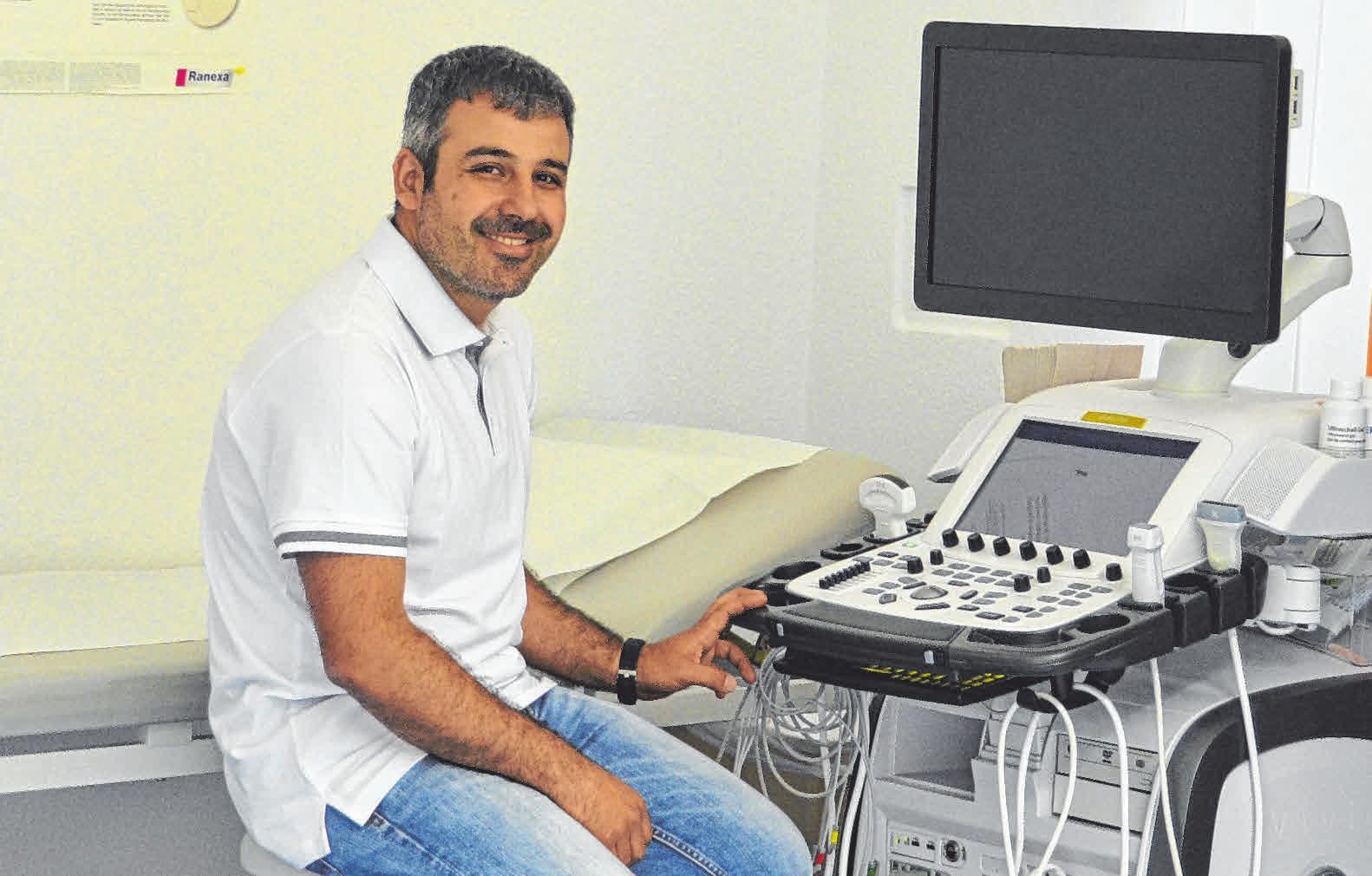 Der Kardiologe freut sich auf seine Patienten. FOTO: SON Der Kardiologe freut sich auf seine Patienten. FOTO: SON