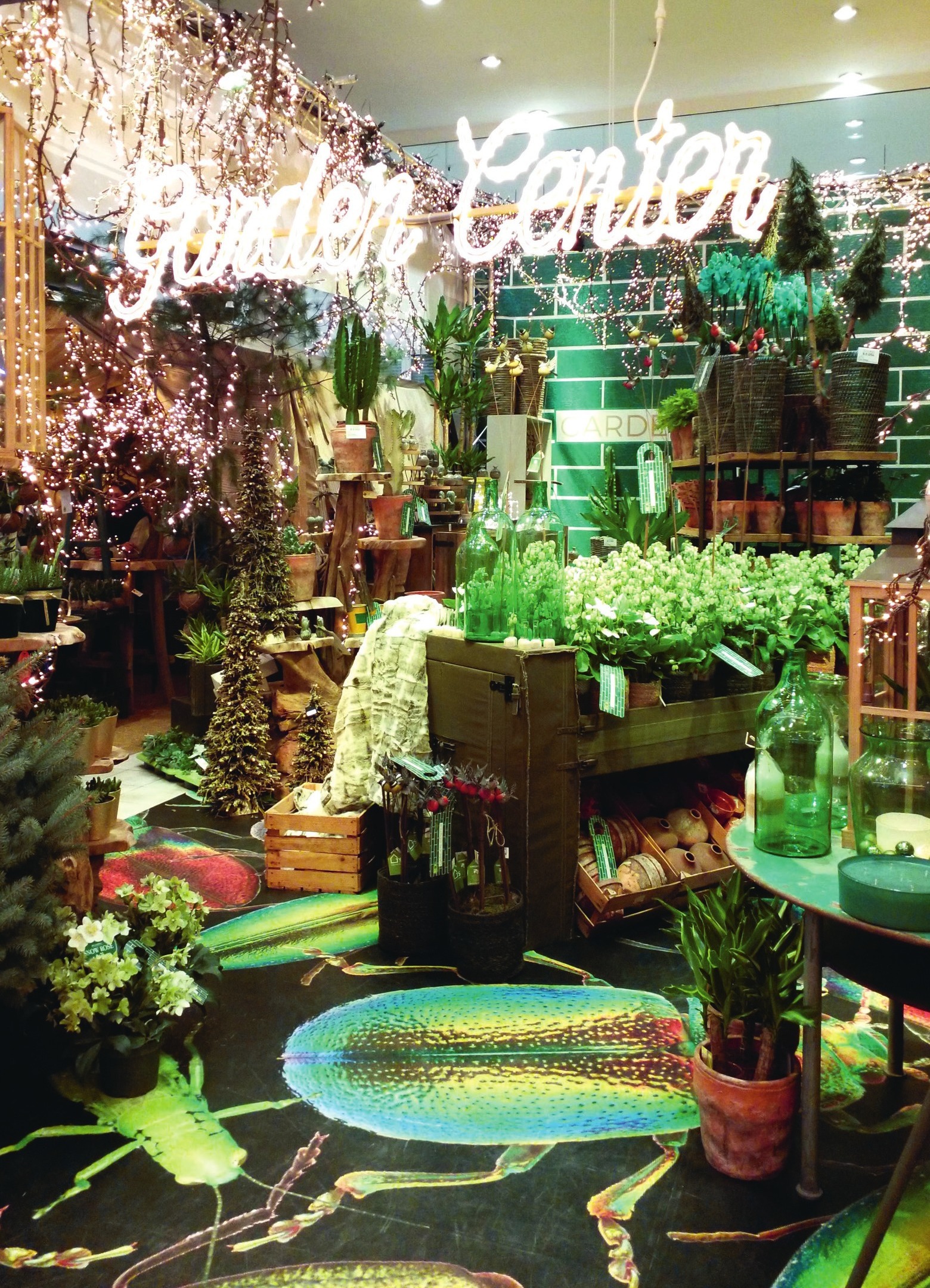 Wow-Effekt: Der neue Retail Boulevard zeigte den Pop-up-Store „Garden Center“. Fotos (6): Irene Seidel Wow-Effekt: Der neue Retail Boulevard zeigte den Pop-up-Store „Garden Center“. Fotos (6): Irene Seidel