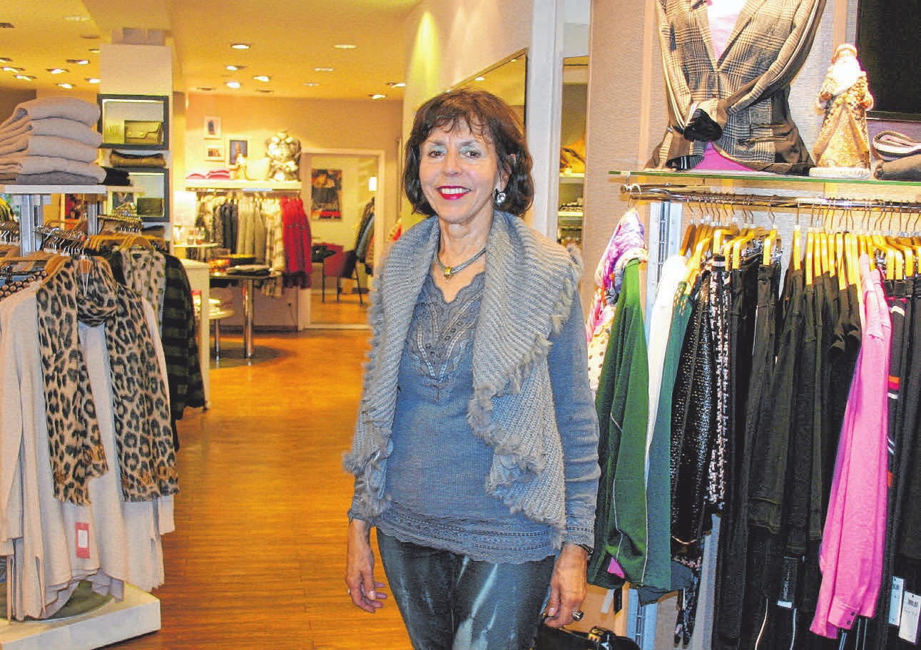 Zum 40-jährigen Geburtstag gibt’s bei Gabriele Schwarz Mode & Accessoires noch bis Silvester einen einmaligen Jubiläumsverkauf. Zum 40-jährigen Geburtstag gibt’s bei Gabriele Schwarz Mode & Accessoires noch bis Silvester einen einmaligen Jubiläumsverkauf.