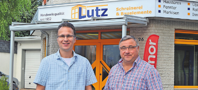 Wilfried Lutz und Sohn Stefan setzen die Tradition der 1952 gegründeten Schreinerei fort. Wilfried Lutz und Sohn Stefan setzen die Tradition der 1952 gegründeten Schreinerei fort.
