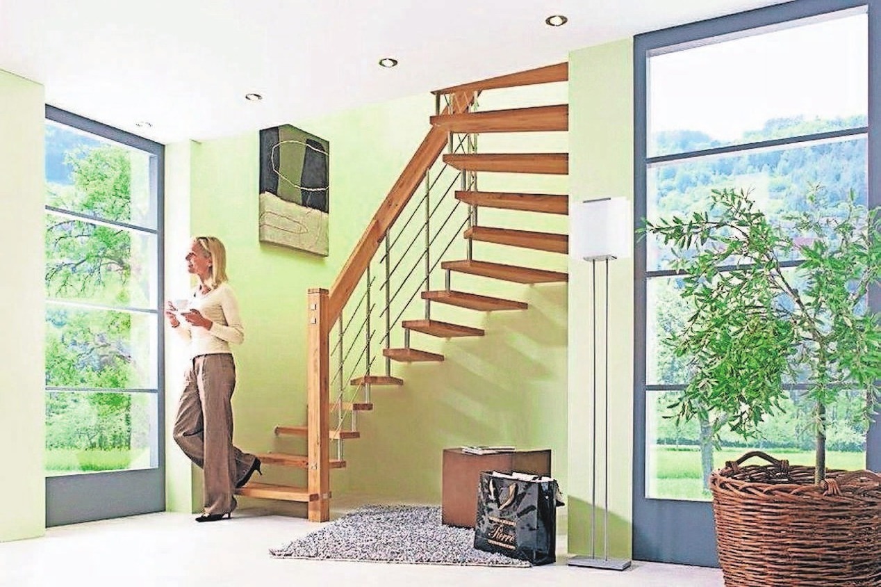 Wie neu: Am schnellsten werden Treppen wieder hübsch, wenn sie einfach ummantelt werden. Foto: dpa Wie neu: Am schnellsten werden Treppen wieder hübsch, wenn sie einfach ummantelt werden. Foto: dpa