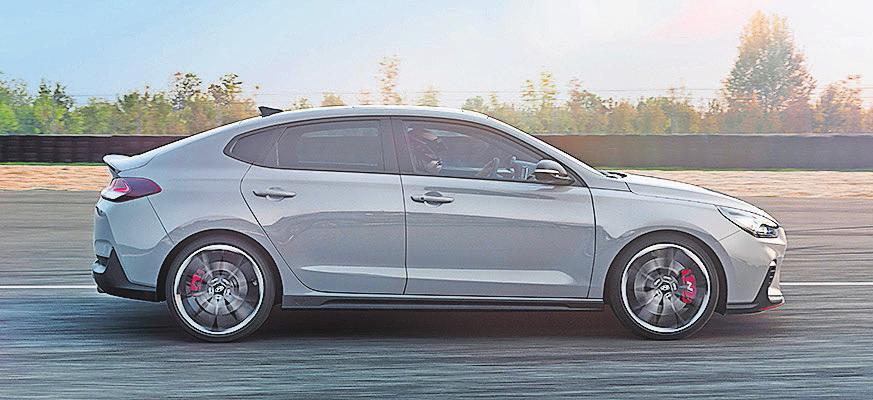 Nach dem Hyundai i30 N feiert auch der Hyundai i30 Fastback N seine Weltpremiere. Foto: Hyundai Nach dem Hyundai i30 N feiert auch der Hyundai i30 Fastback N seine Weltpremiere. Foto: Hyundai