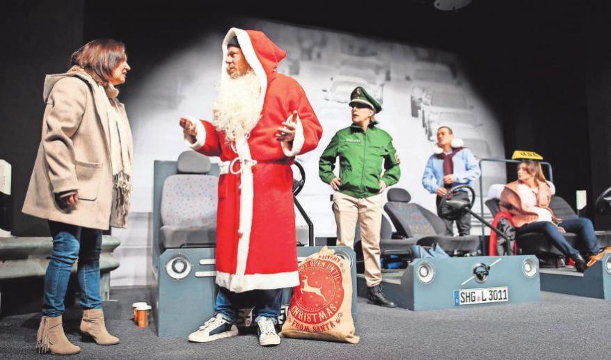 Urkomisch und unterhaltsam: Die Aufführung ist das passende Stück für einen unbeschwerten Theaterbesuch. Fotos (2): Imagemoove Urkomisch und unterhaltsam: Die Aufführung ist das passende Stück für einen unbeschwerten Theaterbesuch. Fotos (2): Imagemoove