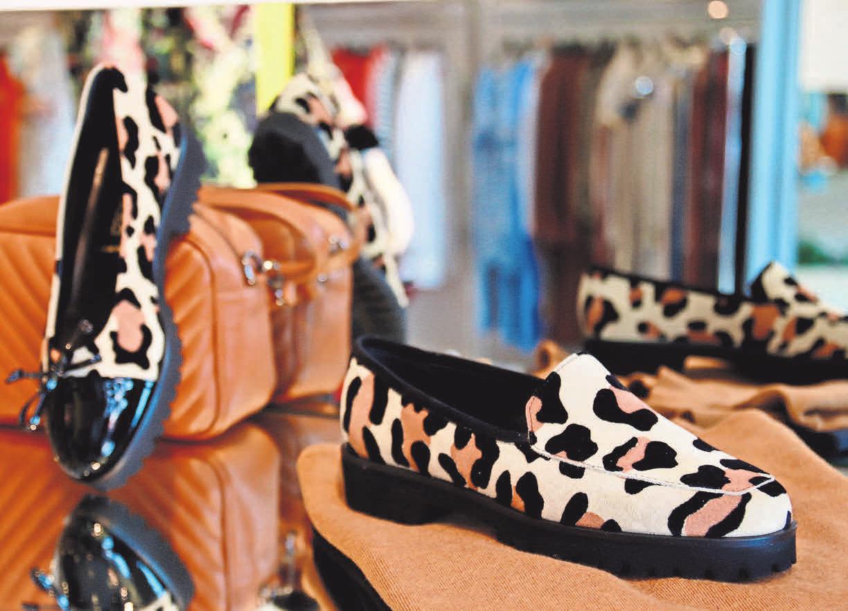 Leo geht immer: Ob als Sneaker oder Ballerina – Animal-Prints bleiben im Trend. Leo geht immer: Ob als Sneaker oder Ballerina – Animal-Prints bleiben im Trend.