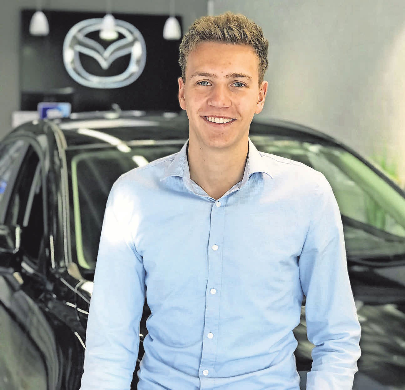 Mick-William Schmidt ist ab sofort im AutoZentrum Uetze Ansprechpartner für alle Fragen rund um den Fahrzeugkauf. Mick-William Schmidt ist ab sofort im AutoZentrum Uetze Ansprechpartner für alle Fragen rund um den Fahrzeugkauf.