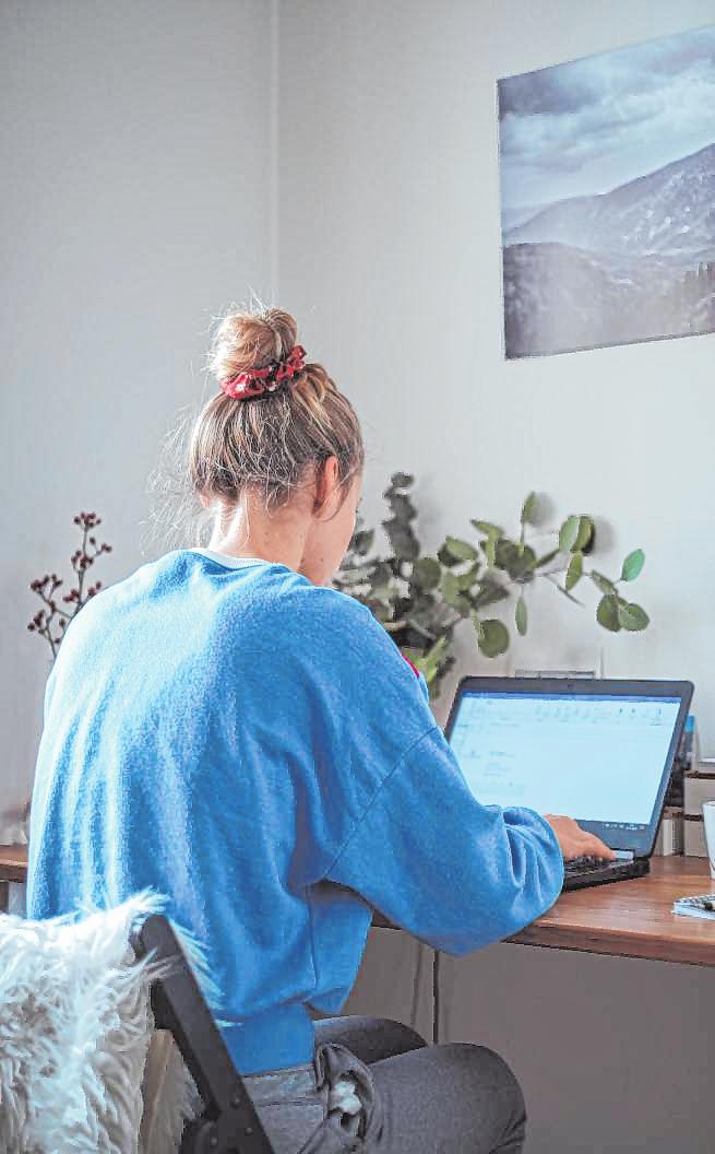 Allein und doch im Team: Digitale Tools erleichtern den Austausch und die Kommunikation mit Kollegen. Allein und doch im Team: Digitale Tools erleichtern den Austausch und die Kommunikation mit Kollegen.