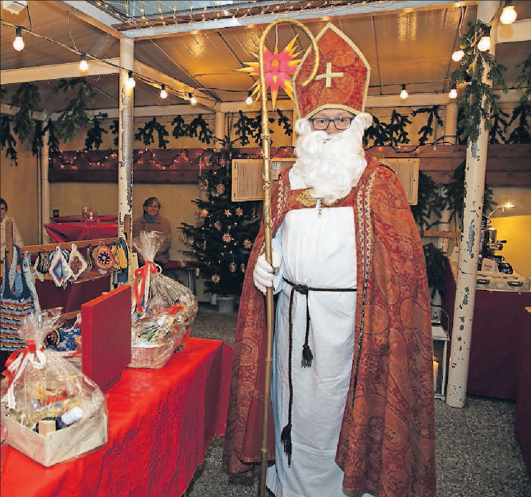 Hat sich für den 7. Dezember in Oggersheim angekündigt: der Nikolaus. FOTO: RIBIC Hat sich für den 7. Dezember in Oggersheim angekündigt: der Nikolaus. FOTO: RIBIC