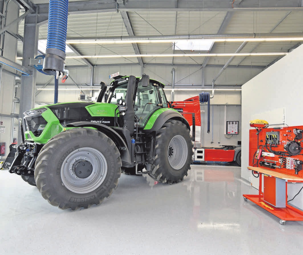 Auch die Landmaschinenmechatronik gehört zu den angebotenen Fachbereichen in Götz. FOTO: HANDWERKSKAMMER POTSDAM Auch die Landmaschinenmechatronik gehört zu den angebotenen Fachbereichen in Götz. FOTO: HANDWERKSKAMMER POTSDAM