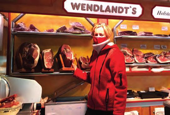 Anke Wendtland verkauft seit 30 Jahren Holsteiner Katenschinken