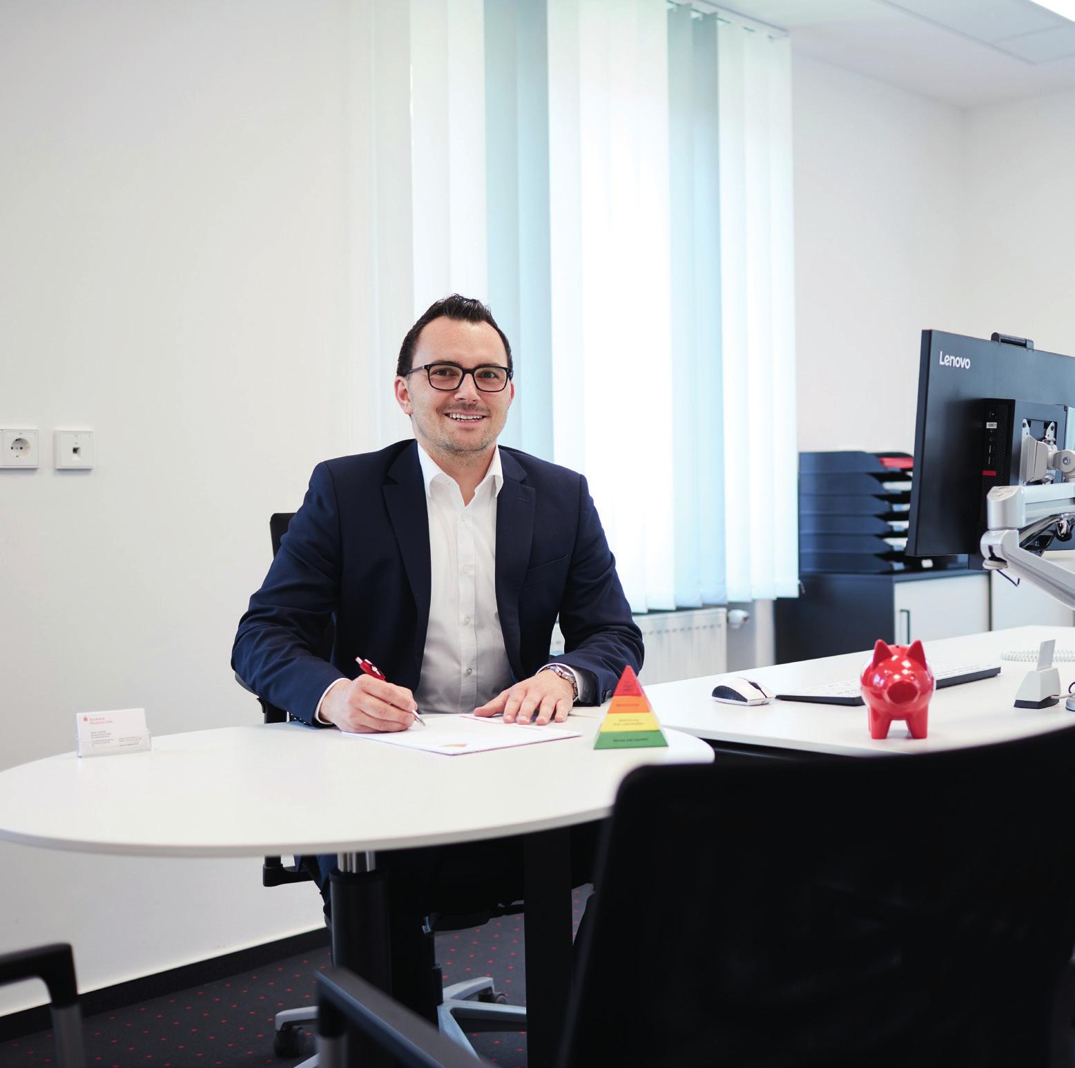 Jens Leicht leitet die Geschäftsstelle der Sparkasse in Maulbronn. Jens Leicht leitet die Geschäftsstelle der Sparkasse in Maulbronn.