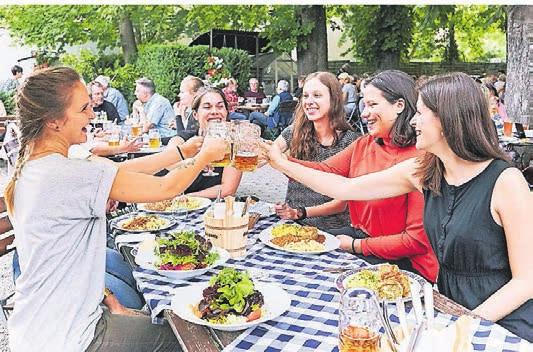 Ein Klassiker: der bayerische Biergarten. Foto: Anne-Kathrin Riethdorf Ein Klassiker: der bayerische Biergarten. Foto: Anne-Kathrin Riethdorf