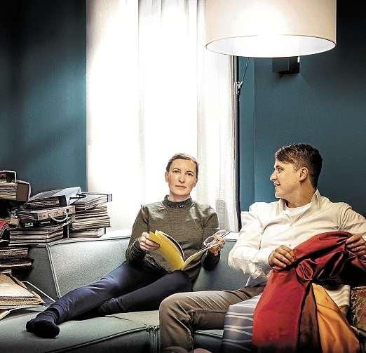 Schaffen Räume zum Wohlfühlen: Eike und Nils Lenschau von Das Fenster Einrichtungen. FOTO: PEPE LANGE Schaffen Räume zum Wohlfühlen: Eike und Nils Lenschau von Das Fenster Einrichtungen. FOTO: PEPE LANGE