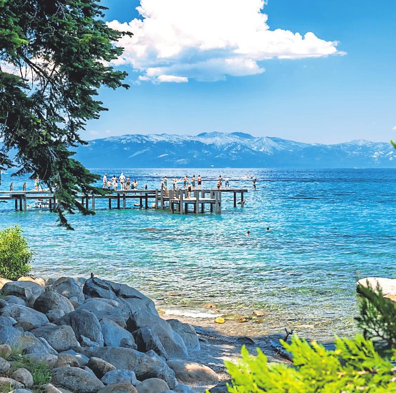Der Lake Tahoe auf der Grenze zwischen den US-Bundesstaaten Kalifornien und Nevada spielt auch in TV und Kino eine Rolle: Die Ponderosa-Ranch aus „Bonanza“ liegt nahe des Lake Tahoe. In „Der Pate II“ steht die Corleone-Villa am Lake Tahoe.