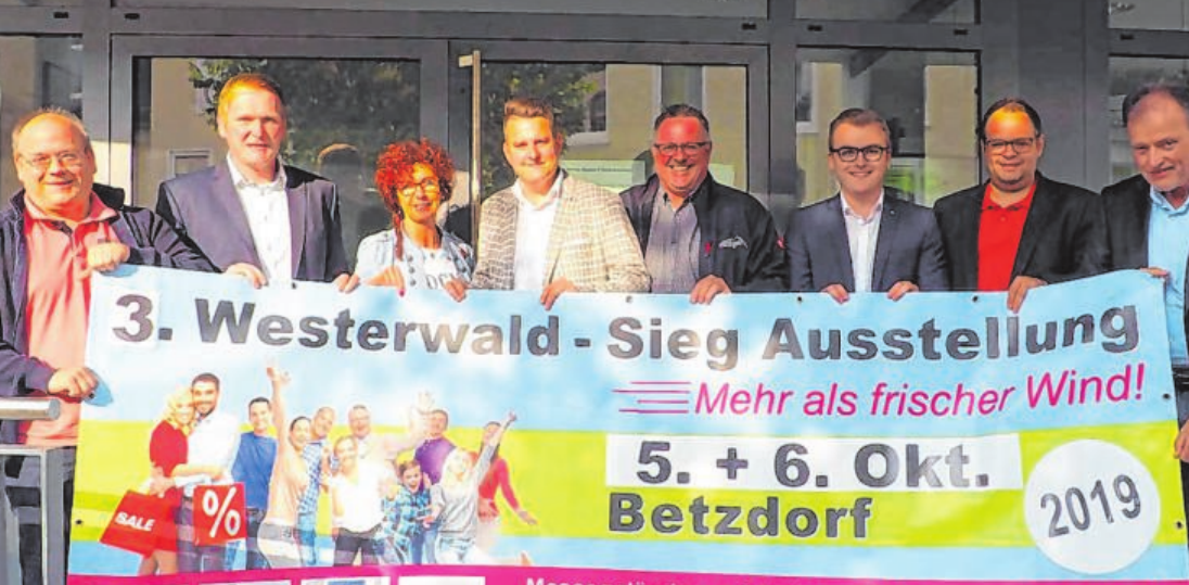 Initiatoren und Aussteller informierten die Öffentlichkeit über die Messe. Foto: goeb Initiatoren und Aussteller informierten die Öffentlichkeit über die Messe. Foto: goeb