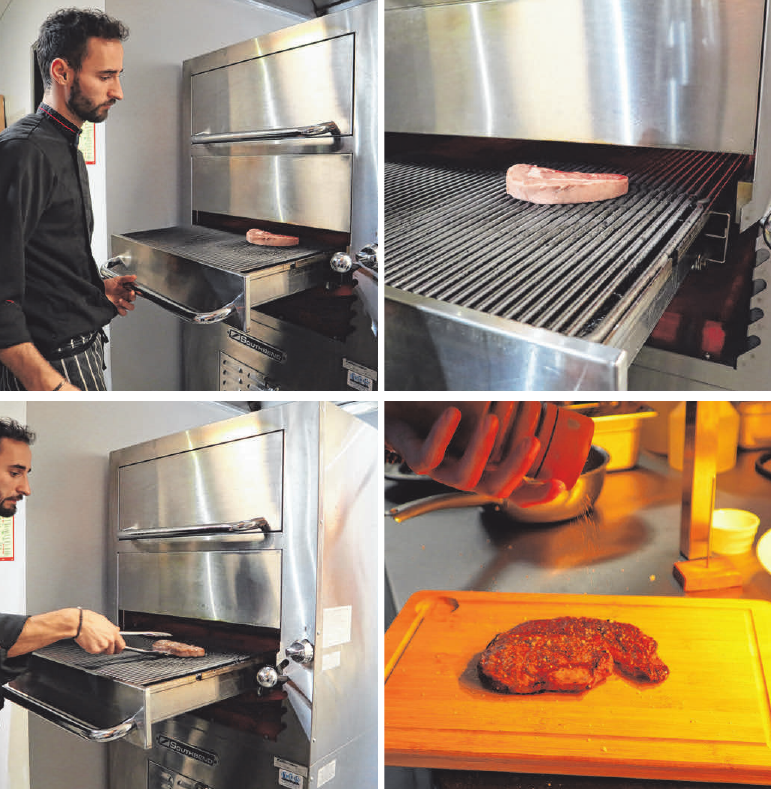 Das Steak kommt auf den Rost des neuen Grills. Nach einer Minute wird es gewendet und nach einer weiteren Minute ist es medium gar und wird gewürzt. Das Steak kommt auf den Rost des neuen Grills. Nach einer Minute wird es gewendet und nach einer weiteren Minute ist es medium gar und wird gewürzt.