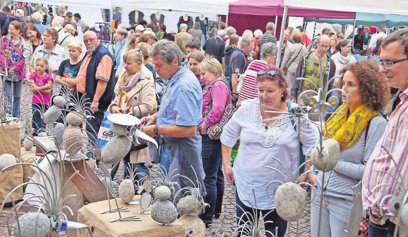 Die Kunstmeile führt vom Spittaplatz aus in drei spannende Ausstellungen. Die Kunstmeile führt vom Spittaplatz aus in drei spannende Ausstellungen.