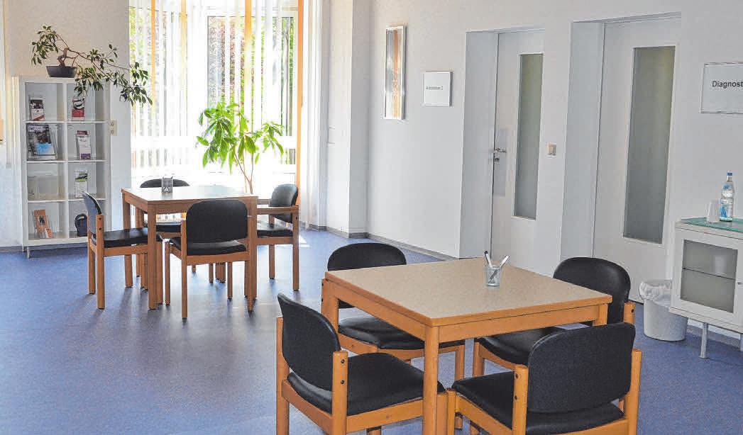 Das Wartezimmer wurde hell gestaltet. FOTO: SON Das Wartezimmer wurde hell gestaltet. FOTO: SON
