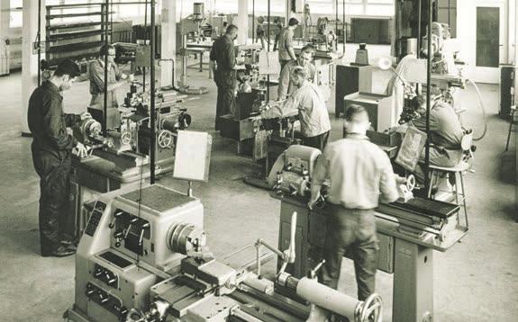 Blick in die Produktionshalle des ehemaligen Berufsförderungswerks Hamburg. Es wurde 1962 im Stadtteil Farmsen-Berne gegründet