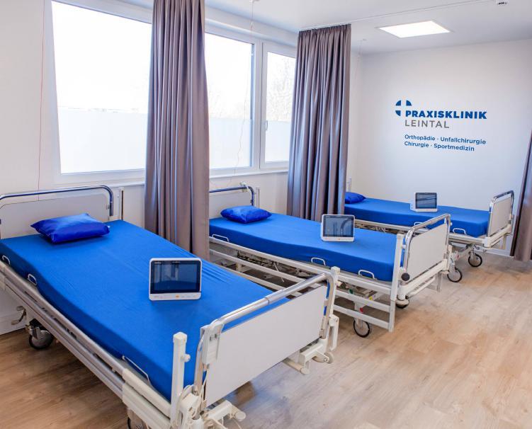 In der überwachten Tagesbettstation können sich die Patienten nach einem Eingriff erholen. Fotos: Sven-Christoph Petersen In der überwachten Tagesbettstation können sich die Patienten nach einem Eingriff erholen. Fotos: Sven-Christoph Petersen