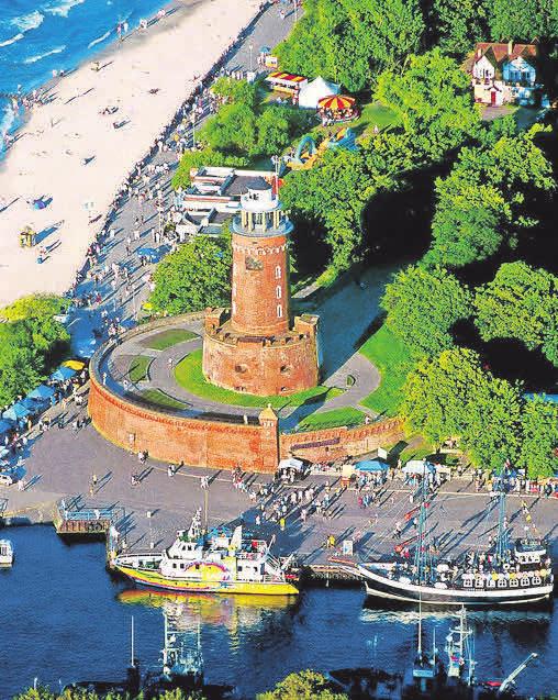 Der Leuchtturm ist das Wahrzeichen Kolbergs. Foto: Behrens Media Der Leuchtturm ist das Wahrzeichen Kolbergs. Foto: Behrens Media